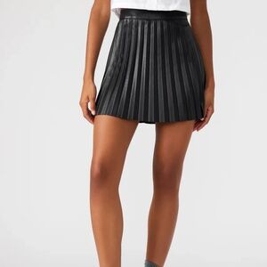 Steve Madden Isha Skirt NWT